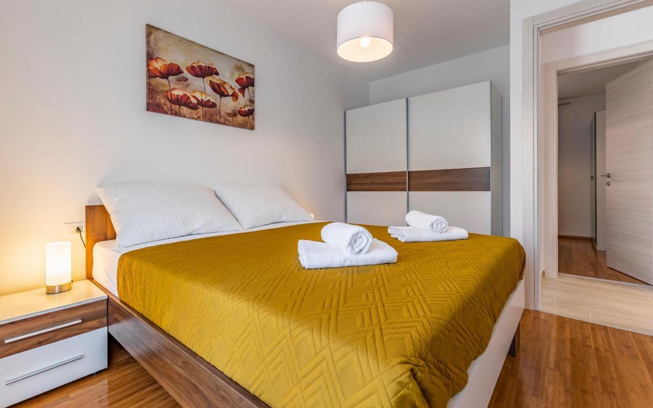 Apartment Blue Pula, New, Family Friendly, Comfortable, Free Parking And Wifi Екстериор снимка