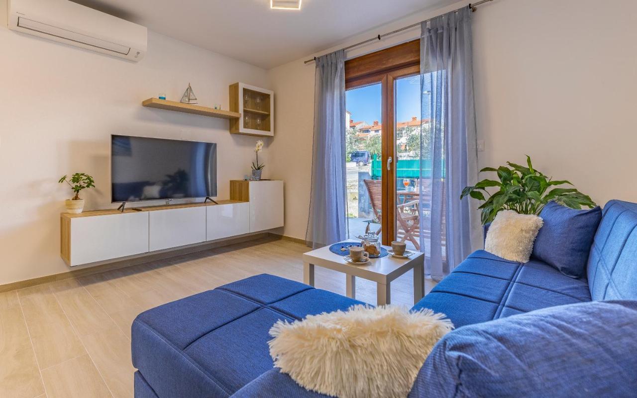 Apartment Blue Pula, New, Family Friendly, Comfortable, Free Parking And Wifi Екстериор снимка