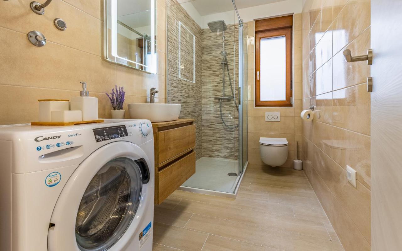 Apartment Blue Pula, New, Family Friendly, Comfortable, Free Parking And Wifi Екстериор снимка