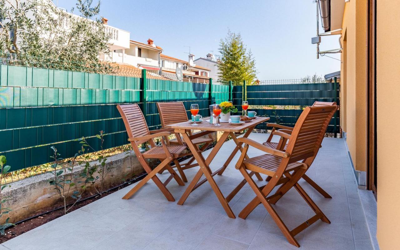 Apartment Blue Pula, New, Family Friendly, Comfortable, Free Parking And Wifi Екстериор снимка