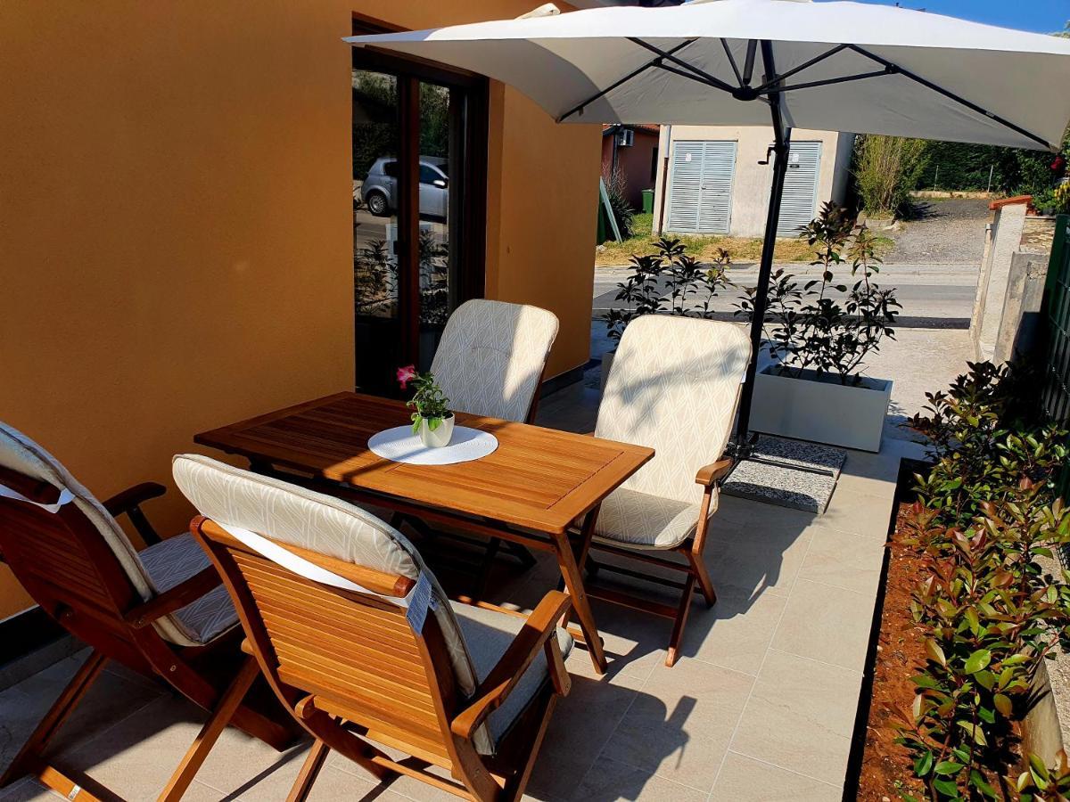Apartment Blue Pula, New, Family Friendly, Comfortable, Free Parking And Wifi Екстериор снимка